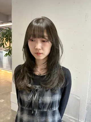 ロング ハッシュカット🎀 レイヤーカットのヘアスタイル
