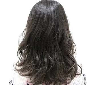 セミロング 所渉/韓国レイヤー /ウルフカットのヘアスタイル