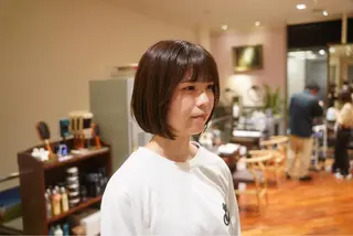 ミディアム 小野まさや /ショートカットのヘアスタイル