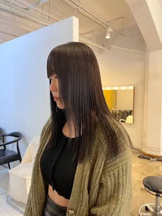 ロング カラー ミタニ ナギサのヘアスタイル