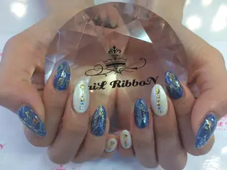ネイル ネイルリボン 受付スタッフのネイルデザイン