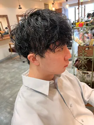 パーマ メンズ 透明感・艶感 小坂隼斗のヘアスタイル