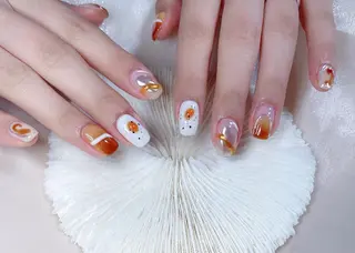 ネイル M🌷nail 長さだし専門店のネイルデザイン