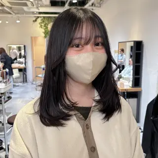 セミロング MASHU Grandvase所属・めい/透明感カラー /レイヤー/ボブのヘアスタイル