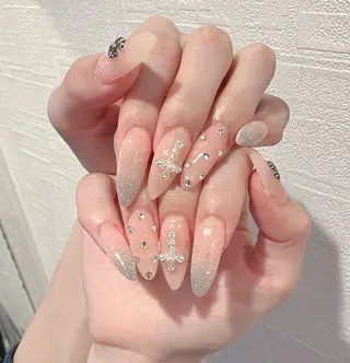 ネイル D-BEAUTY Nailsalonのネイルデザイン