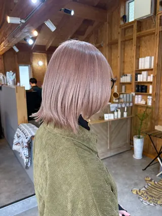 カラー まろみ暖色×ボブ ×chia🕯のヘアスタイル