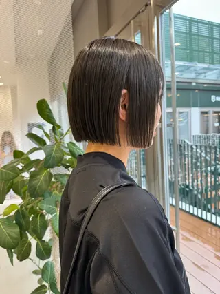 ショート 透明感カラー✴︎ SAYAKAのヘアスタイル