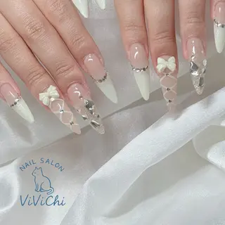 ネイル ViViChi 梨帆のネイルデザイン