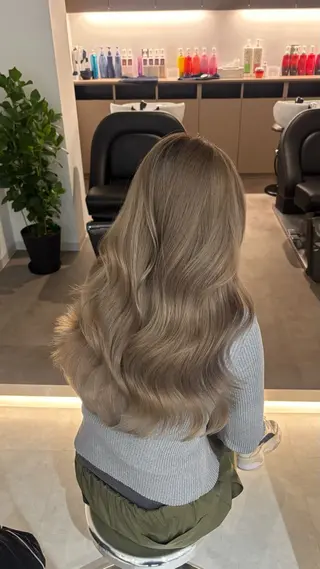 ロング カラー 🎀透明感× 赤み消し🎀正源のヘアスタイル