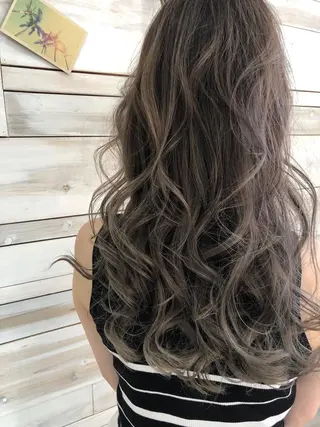 カラー 💎ブリーチ／ボブ 💎ハルのヘアスタイル