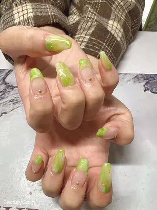 ネイル ガレンドウ 白澤 愛子のネイルデザイン