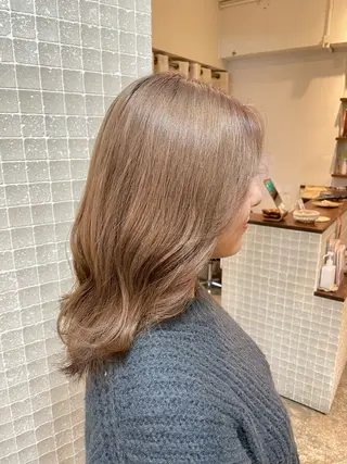 セミロング カラー 内藤 さつきのヘアスタイル