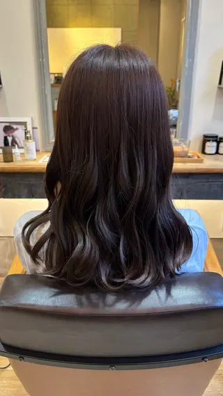 ロング makoto⌇レイヤ ー⌇艶カラー🍒のヘアスタイル