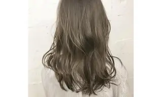 カラー LUMIA/オーナー 西田わかばのヘアスタイル