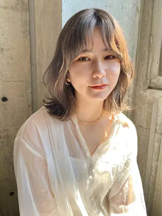 セミロング カラー 似合わせカラーパーマ 🌿kitin米川のヘアスタイル