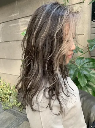 ミディアム カラー 西村あきや トレンド韓国ヘアのヘアスタイル