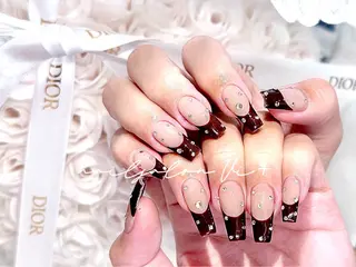 ネイル ✨Nailsalon Vi+✨のネイルデザイン