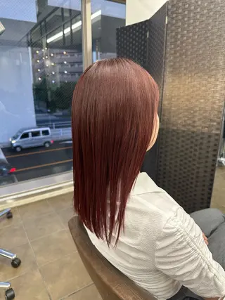 ミディアム 岡山 紗里奈のヘアスタイル