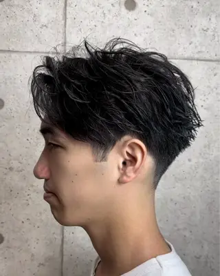 ショート メンズ メンズパーマ🔵 ブリーチ✨原田慎也のヘアスタイル