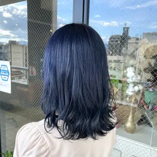 ミディアム カラー 西村 れいのヘアスタイル