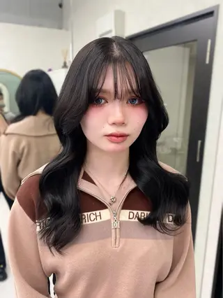 セミロング カラー 🖤韓国･網紅 KOYUKI🖤のヘアスタイル