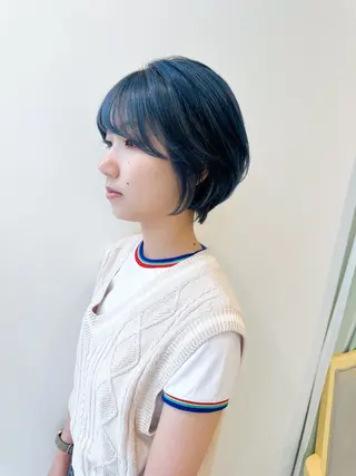 ショート 小顔レイヤー/ ベージュ🤍Rieのヘアスタイル