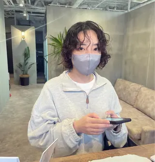 ショート パーマ 齊藤 桃子のヘアスタイル