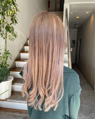 ロング chic 有山 美瑠のヘアスタイル