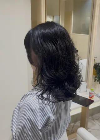 ミディアム パーマ 山口 陸のヘアスタイル