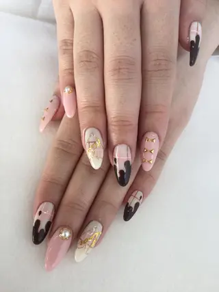 ネイル 💎🐰 saki. m 🐰💎のネイルデザイン