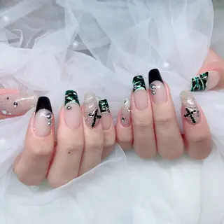 ネイル Miki 本町駅｜💅‎🤍のネイルデザイン