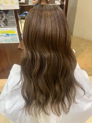 ロング BENI鈎取 kanakoのヘアスタイル