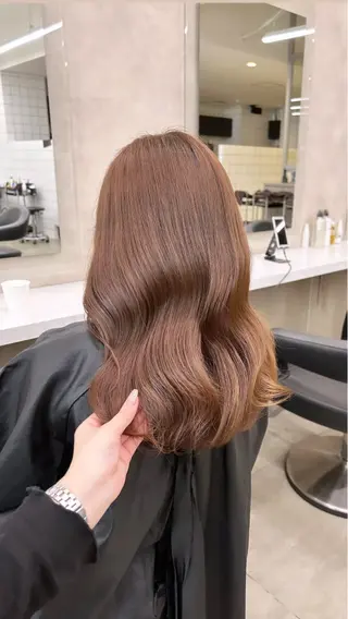 カラー 透明感ベージュ🤎 ナチュラルレイヤーのヘアスタイル