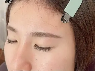 アイブロウ Jr.アイリスト🌈 山本奈緒のマツエク・マツパデザイン