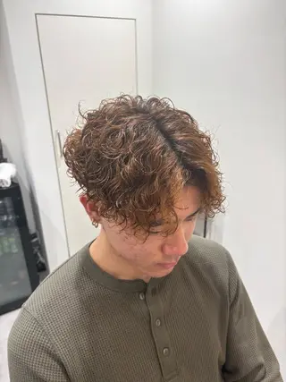 パーマ メンズ 深澤 知樹のヘアスタイル