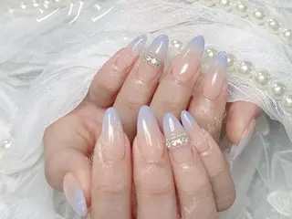 ネイル Queenie 🦋のネイルデザイン