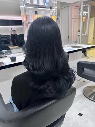 ロング カラー ヘアアレンジ 韓国風グレージュ 🤍たくみ🤍のヘアスタイル