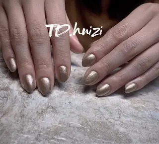 ミディアム めぐみのネイルサロン スタッフ練習のネイルデザイン