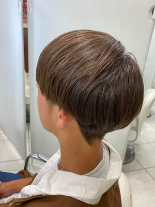 ショート サイトウ リョウヤのヘアスタイル