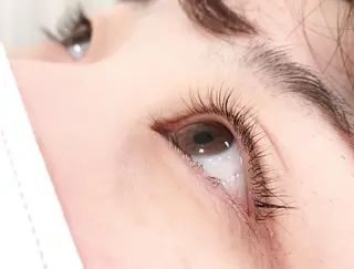 マツエク・マツパ TSUNA 🌙 Lim 五反田のマツエク・マツパデザイン