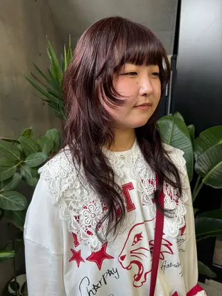 ロング レイヤーカット\ウル フ　chinatsuのヘアスタイル