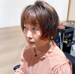ショート カラー 大阪ヴィーガンサロン KANAKOのヘアスタイル