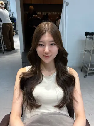 ロング カラー ninaアイドル前髪 ×透明感🎀のヘアスタイル