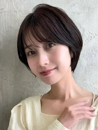 ショート カラー 💍新宿ショート 💍岩田莉奈のヘアスタイル