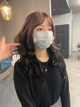 ロング maco 艶感ハイトーン🦋のヘアスタイル