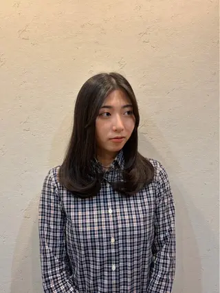 ロング 佐々木 愛里のヘアスタイル