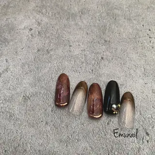 ネイル Emu Nailのネイルデザイン