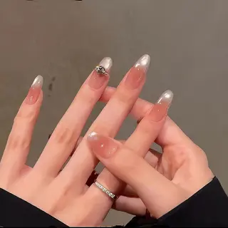 ネイル KIMI 🐰のネイルデザイン
