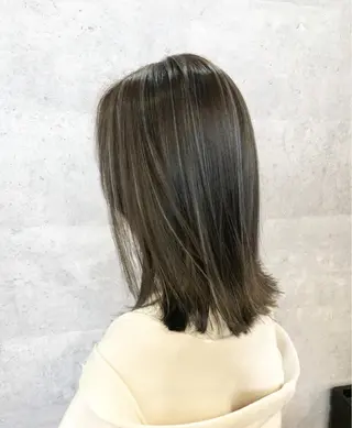 セミロング カラー 髪質改善で 憧れの潤艶美髪にのヘアスタイル