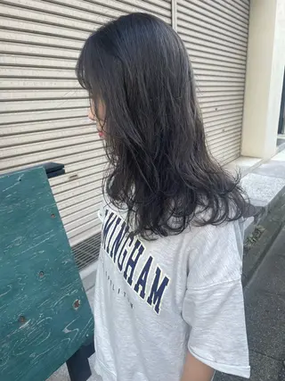 セミロング カラー 狩野 羅夢のヘアスタイル